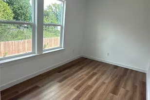 8019 Birmingham St, Houston, TX 77028 - Photo 9