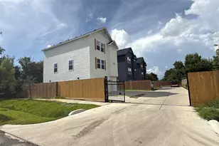 8019 Birmingham St, Houston, TX 77028 - Photo 19