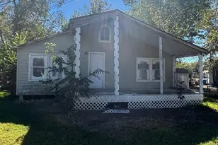 505 Washington St, Edna, TX 77957 - Photo 1