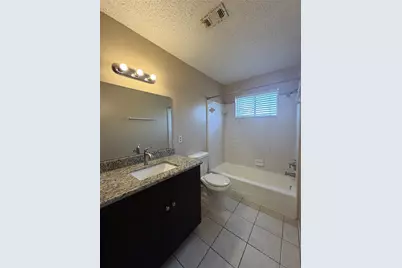 1410 Blalock Road #3, Houston, TX 77055 - Photo 5