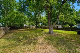 1101 Southampton Dr, Angleton, TX 77515 - Photo 15