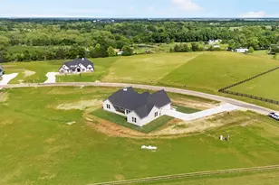 1355 Bluebonnet Ridge Dr, Chappell Hill, TX 77426 - Photo 37