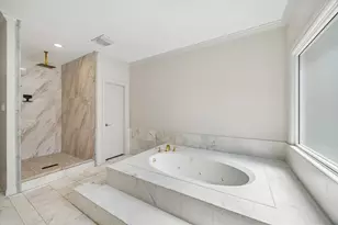 983 S Post Oak Ln, Houston, TX 77056 - Photo 25