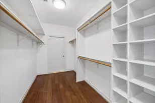983 S Post Oak Ln, Houston, TX 77056 - Photo 27
