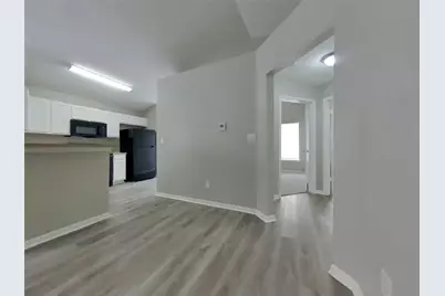 3135 Kelling Street, Houston, TX 77045 - Photo 5
