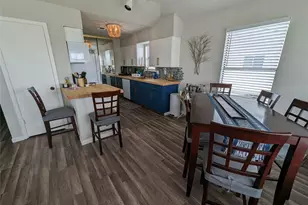 16716 Fletcher Christian Rd, Jamaica Beach, TX 77554 - Photo 11