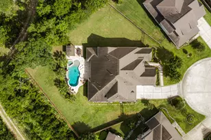 2343 Bottlebrush Ln, Conroe, TX 77384 - Photo 3