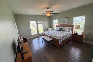 979 Rancho Carribe Dr, Crystal Beach, TX 77650 - Photo 27