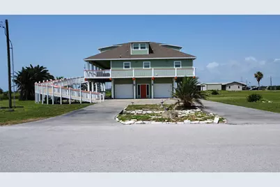 979 Rancho Carribe Drive, Crystal Beach, TX 77650 - Photo 5