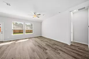7514 Tall Foxglove Ct, Fulshear, TX 77441 - Photo 13