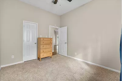 2733 W Oaks Boulevard, Pearland, TX 77584 - Photo 27