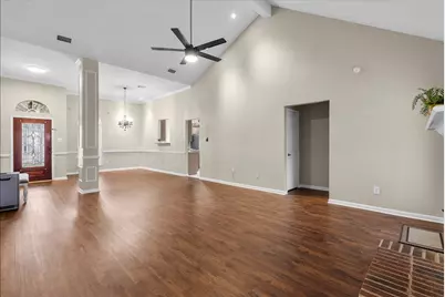 2733 W Oaks Boulevard, Pearland, TX 77584 - Photo 11