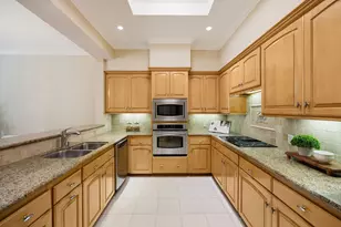 2118 Nantucket Dr, Houston, TX 77057 - Photo 13