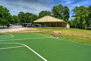 8977 Gladewood St, Willis, TX 77318 - Photo 31