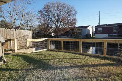 8977 Gladewood Street, Willis, TX 77318 - Photo 21