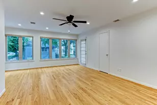 613 E 21st St, Houston, TX 77008 - Photo 15