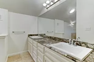 613 E 21st St, Houston, TX 77008 - Photo 21
