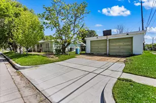 4827 Ave Q 1/2, Galveston, TX 77551 - Photo 21