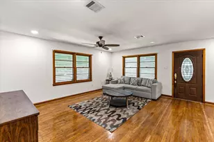 4827 Ave Q 1/2, Galveston, TX 77551 - Photo 5