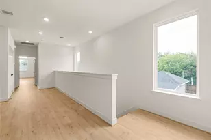 5018 Schuler St, Houston, TX 77007 - Photo 9