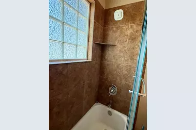 426 E Fm 1093 Road, Wallis, TX 77485 - Photo 11