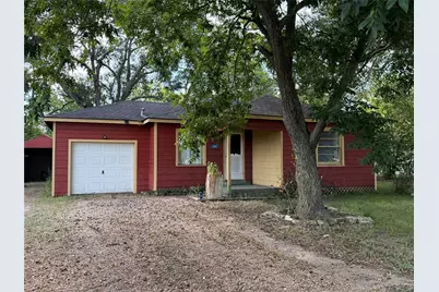 426 E Fm 1093 Road, Wallis, TX 77485 - Photo 1
