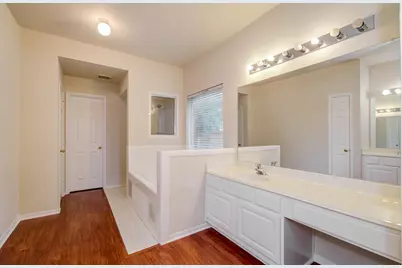 2907 Little Branch Ct, Houston, TX 77082 - Photo 7