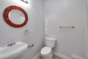 1127 Tiki Dr, Tiki Island, TX 77554 - Photo 31