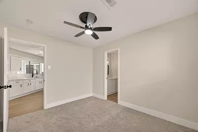 7427 Willow Oak Drive, Baytown, TX 77521 - Photo 15