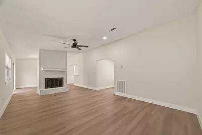 7427 Willow Oak Drive, Baytown, TX 77521 - Photo 7