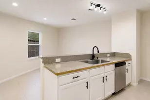 12238 Innisfall Cir, Tomball, TX 77377 - Photo 5