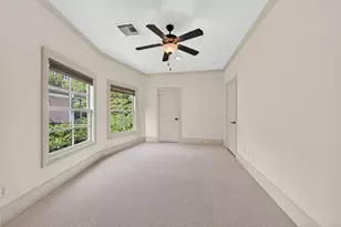 2400 Avalon Pl, Houston, TX 77019 - Photo 29