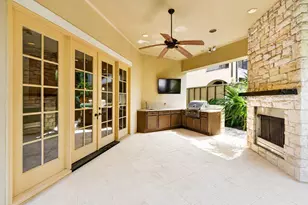 2400 Avalon Pl, Houston, TX 77019 - Photo 43
