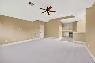 2400 Avalon Pl, Houston, TX 77019 - Photo 41