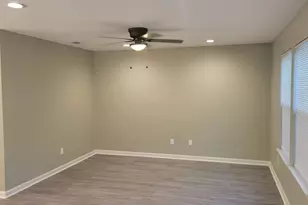 7968 Fowlie St, Houston, TX 77028 - Photo 3