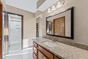 339 Freeman Blvd, West Columbia, TX 77486 - Photo 23