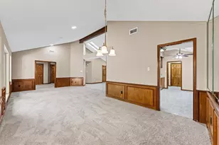 339 Freeman Blvd, West Columbia, TX 77486 - Photo 7
