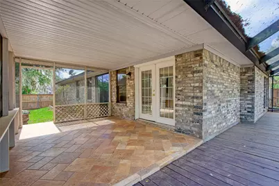 339 Freeman Boulevard, West Columbia, TX 77486 - Photo 23