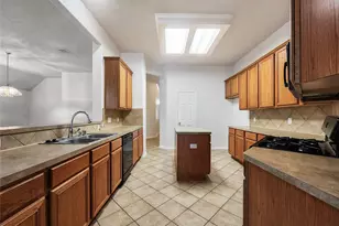 3536 Pine Valley Dr, Pearland, TX 77581 - Photo 7