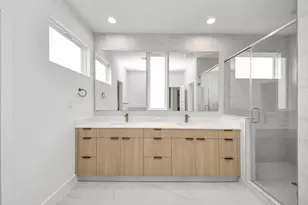 2223 Via Isa Ln, Houston, TX 77051 - Photo 33