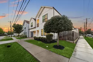 2313 Langston St, Houston, TX 77007 - Photo 1