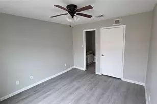 18800 Egret Bay Blvd, Webster, TX 77058 - Photo 7
