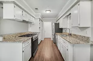 2313 Goodrich St, Pearland, TX 77581 - Photo 5