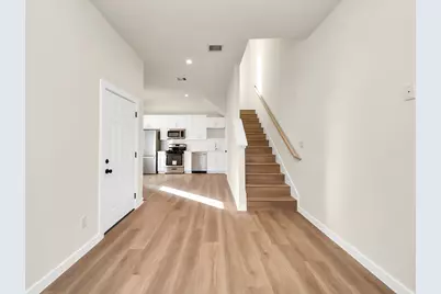 8025 Peachtree Street #C, Houston, TX 77016 - Photo 5
