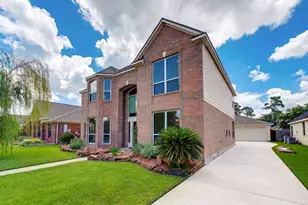 11915 Canyon Timbers Dr, Tomball, TX 77377 - Photo 3
