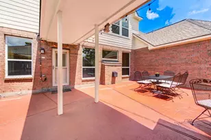 11915 Canyon Timbers Dr, Tomball, TX 77377 - Photo 45