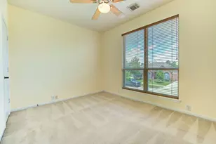 11915 Canyon Timbers Dr, Tomball, TX 77377 - Photo 39