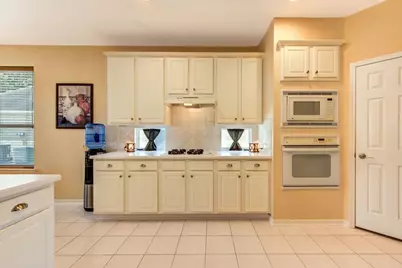 11915 Canyon Timbers Drive, Tomball, TX 77377 - Photo 19