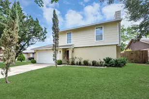 6903 La Violetta Dr, Houston, TX 77083 - Photo 3