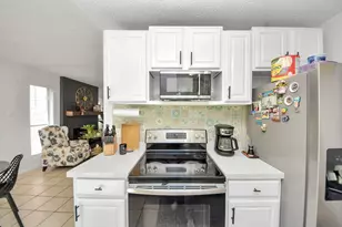 6903 La Violetta Dr, Houston, TX 77083 - Photo 13